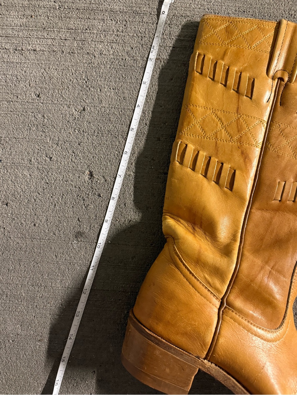 Vintage Leather Women's Boots - Picture 7 of 8